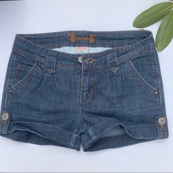 FREESTYLE | Jean Shorts - Picture 1 of 8
